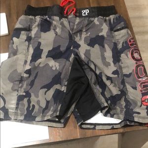 2pood Shorts - Worn a couple times too tight around the hipsforme 2pood Shorts - Worn a couple times too tight around the hipsforme